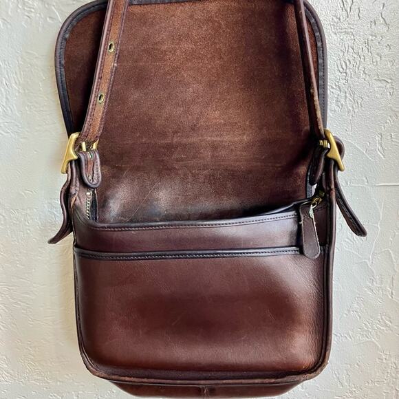 Vintage Coach Patricia's Legacy Dark Brown Leather Front Flap Crossbody Bag - Picture 4 of 8